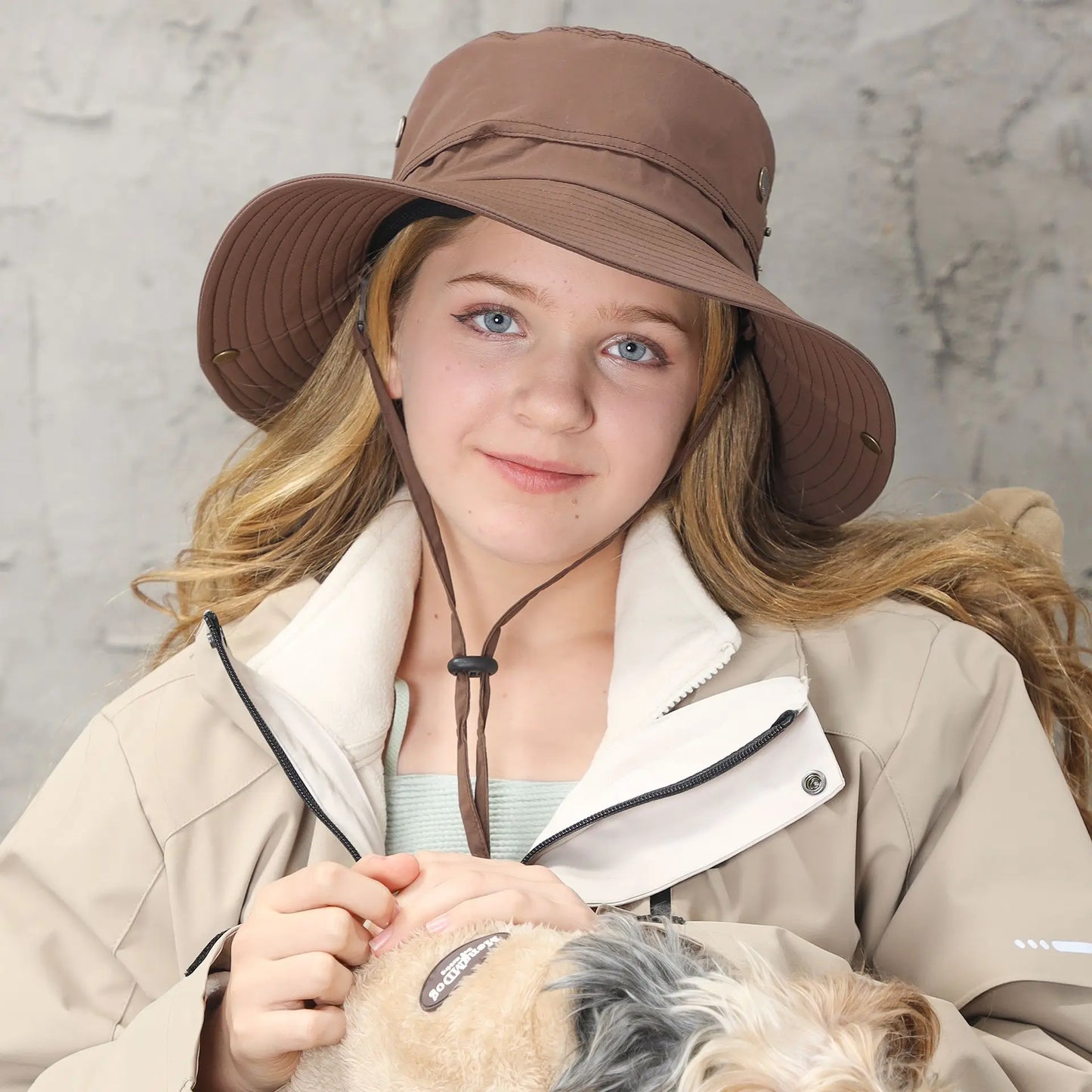 CHAPEAU DE BROUSSE DECONTRACTE